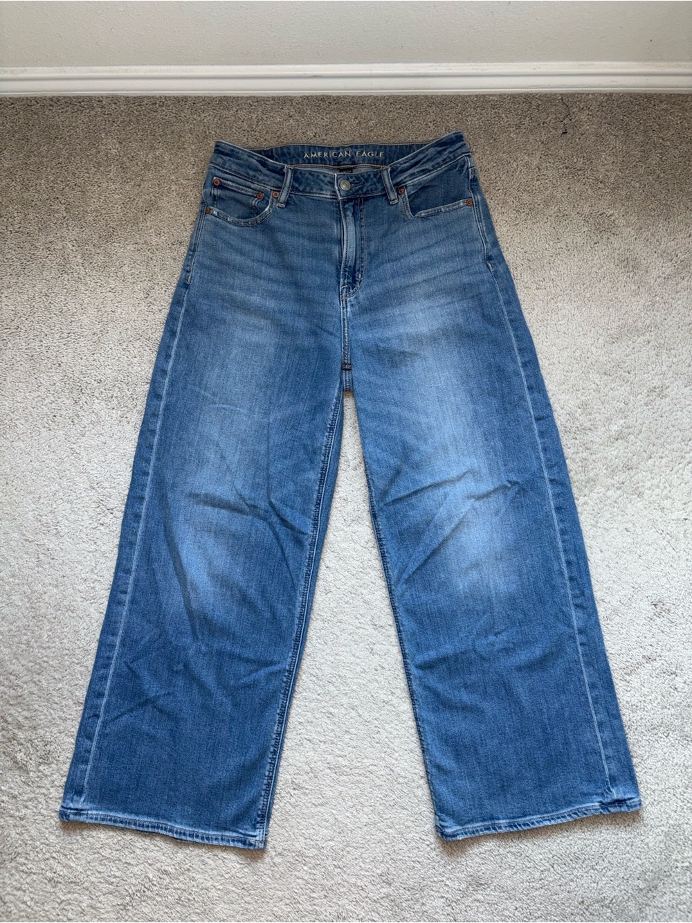 American Eagle Outfitters Ultra Flare Baggy High-Rise Jeans